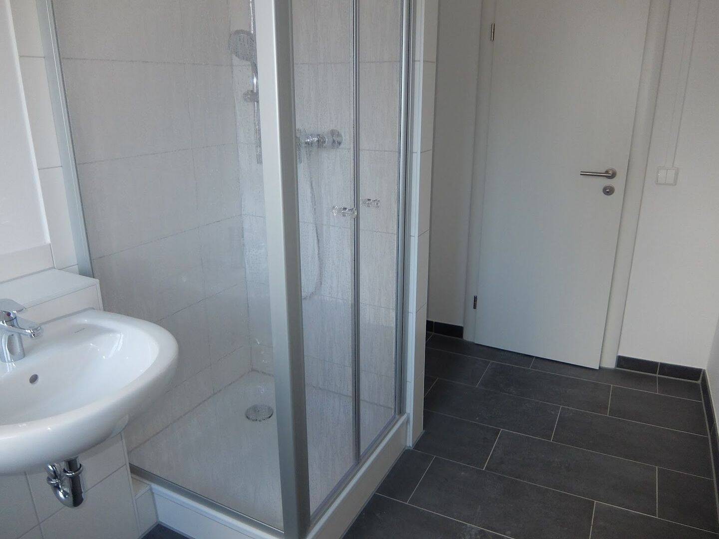 5 Zimmer-Wohnung mit 116 qm im 1. Obergeschoss mit SPIELplatz – Chemnitz – Vorschaubild 7