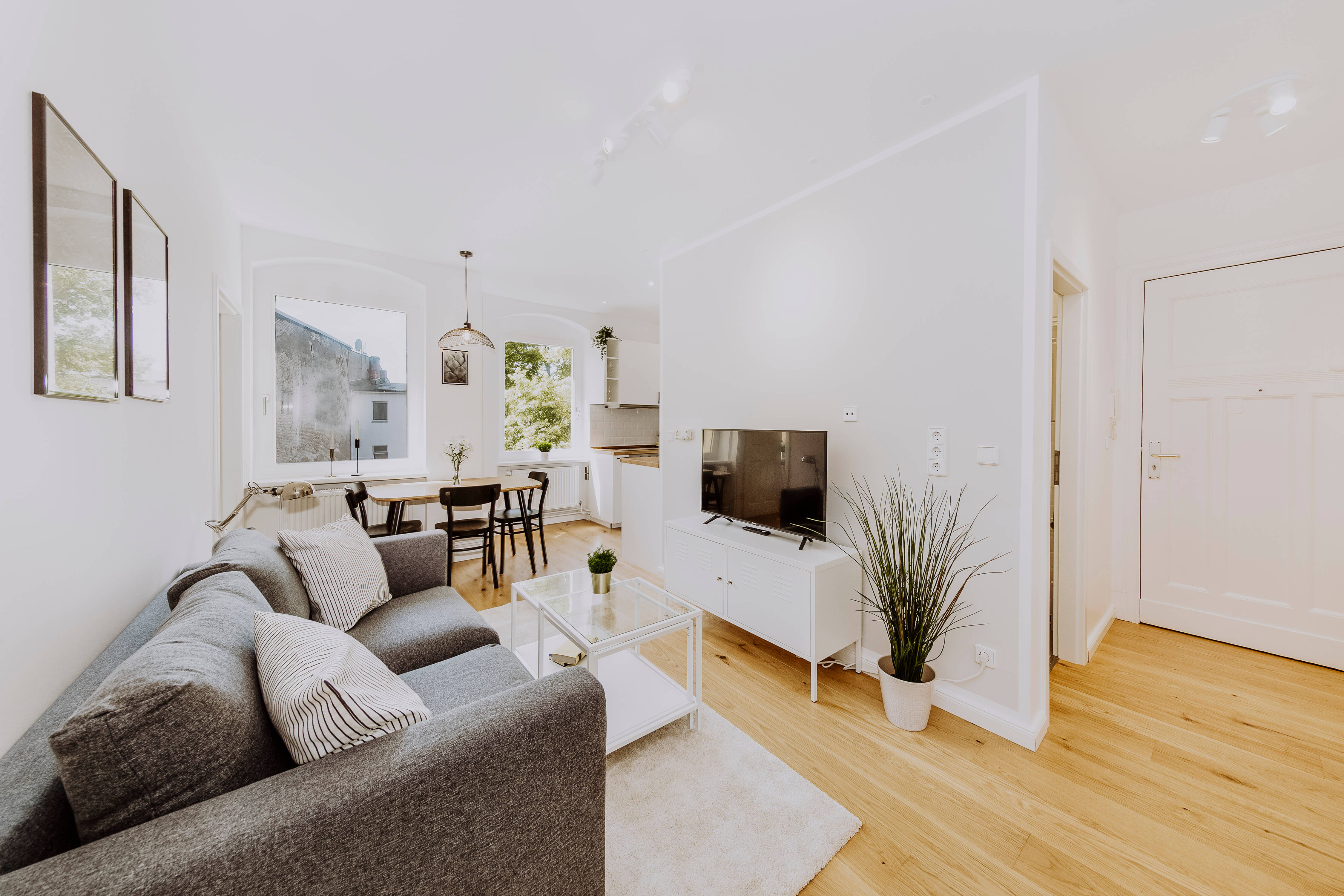 Pretty & wonderful studio in Falkenhagener Feld