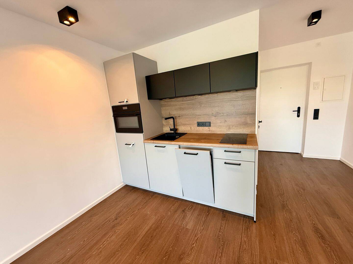 Urban Living auf höchstem Niveau - Bezugsfreies Apartment im LEO 202 – München – Vorschaubild 3