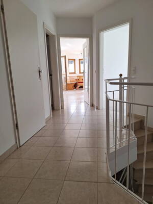 Lichtdurchflutete 3 Zi-Garten-Maisonette-Wohnung in ruhiger Lage – 81827 München – Vorschaubild 6