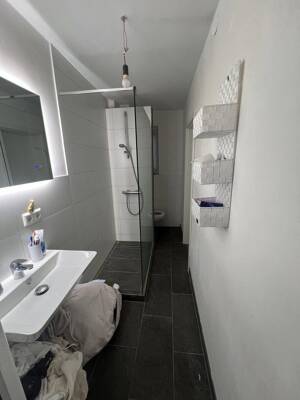 Schöne 2-Zimmer-Wohnung in Stuttgart mit Einbauküche, Balkon und Keller – 70186 Stuttgart – Vorschaubild 5