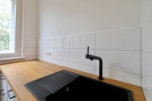 EINZIEHEN & SICH WOHLFÜHLEN - GUTER SCHNITT & SCHÖNE DIELEN - SUPER INFRASTRUKTUR & WASSERNÄHE – 13509 Berlin – Vorschaubild 6