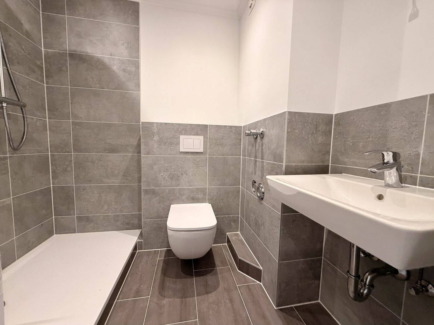 Großzügige 3 Zimmerwohnung mit Terrasse – Lübeck – Vorschaubild 5