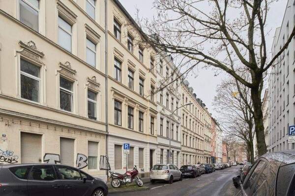 Mehrfamilienhaus in 51105 Köln mit 410 m² kaufen