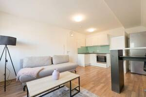Moderne, möbilierte 2-Zi. Wohnung - Komfort Put – 74080 Heilbronn – Vorschaubild 5