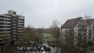Komfortable Einzimmerwohnung mit großer Küche und Balkon zum Selbstbezug in Köln Westhoven – 51149 Köln – Vorschaubild 3