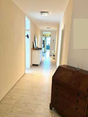 Helle 4-Zimmerwohnung in zentraler Lage gelegen am Hauptbahnhof – 26123 Oldenburg – Vorschaubild 2