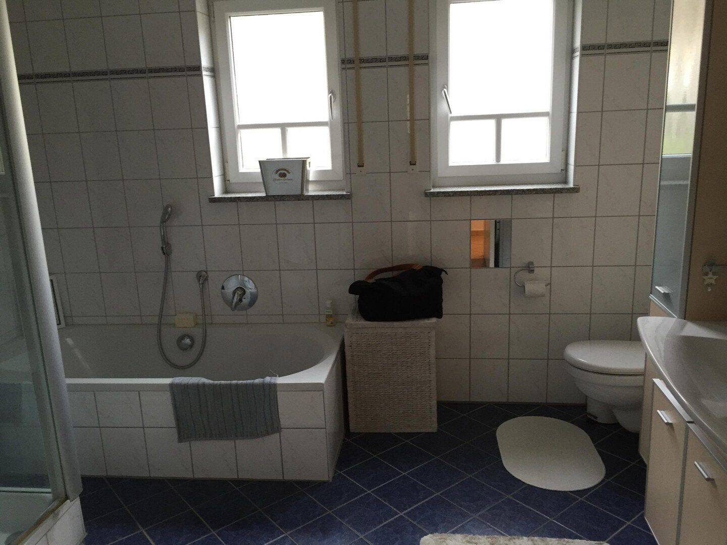 Erdgeschosswohnung mit Garten,EBK,TG in Nürnberg-Herpersdorf – Nürnberg – Vorschaubild 7