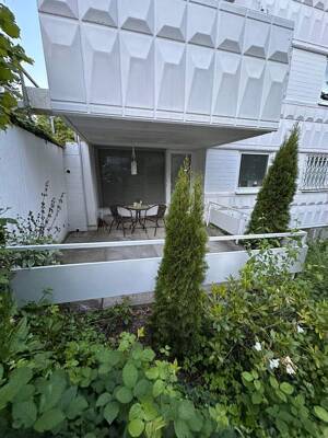 Super Terrasse mit seitl. Blick in den Neropark – 65193 Wiesbaden – Vorschaubild 9