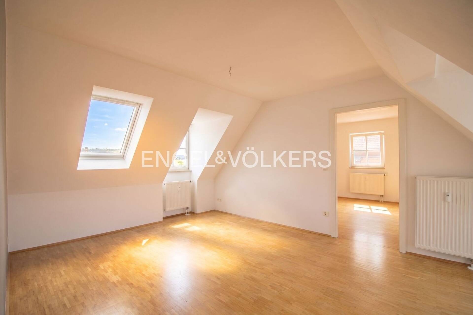 Dachgeschosswohnung in 93047 Regensburg mit 59 m² kaufen