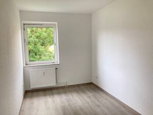 Zentral, urban, gut angebunden - moderne 3-Zimmerwohnung im Stadtkern (Musterbilder) – 38226 Salzgitter – Vorschaubild 3