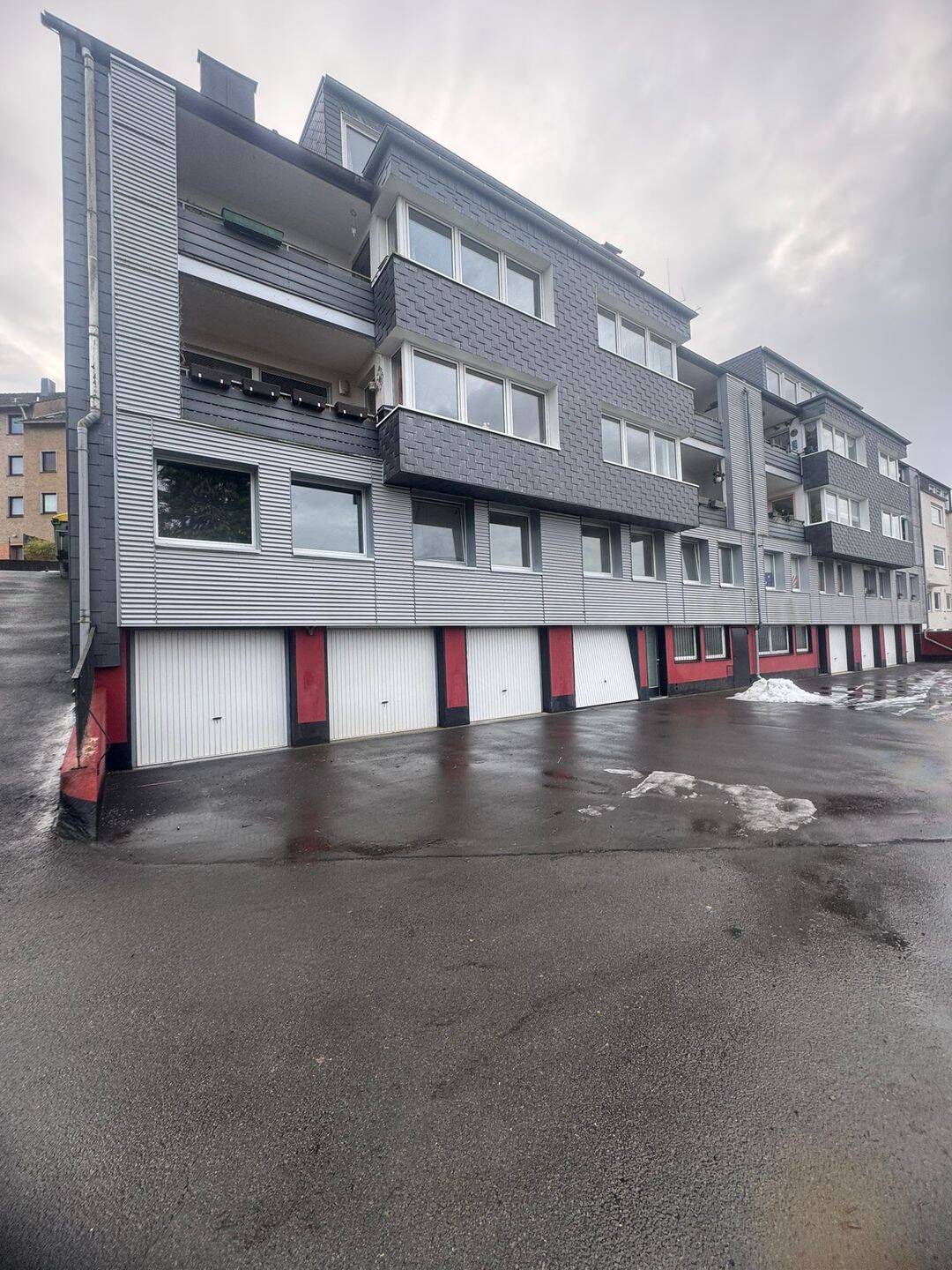 Erstbezug nach hochwertiger Renovierung 2 Zimmer Wohnung mit neuem Bad & moderner Elektrik – Remscheid – Vorschaubild 9