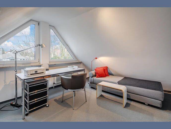 Möbliert: Hochwertige 4-Zimmer Wohnung in Toplage – München – Vorschaubild 8