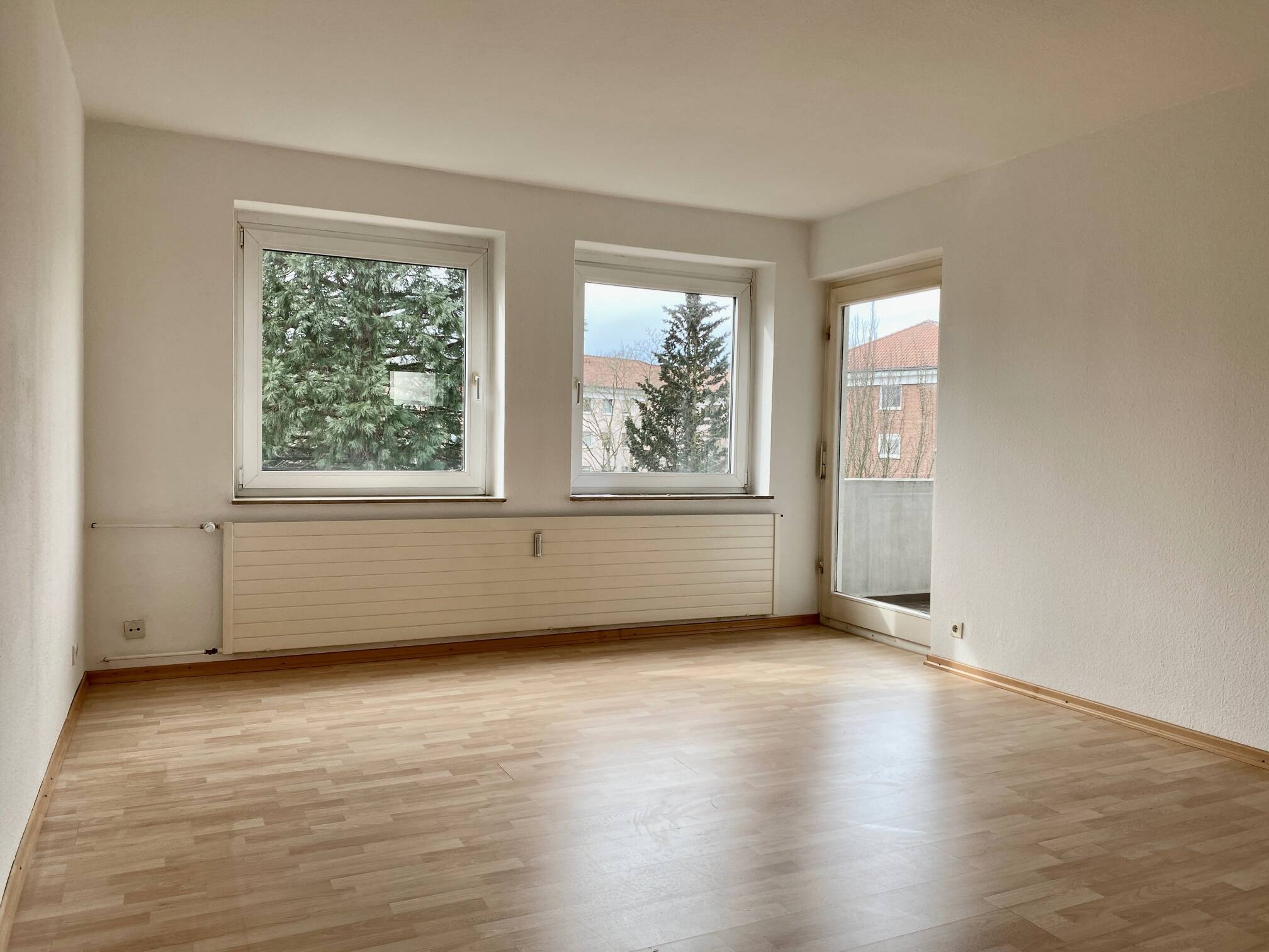 Sehr gepflegt am Waldrand in Voxtrup mit Fahrstuhl und Balkon! – Osnabrück – Vorschaubild 7