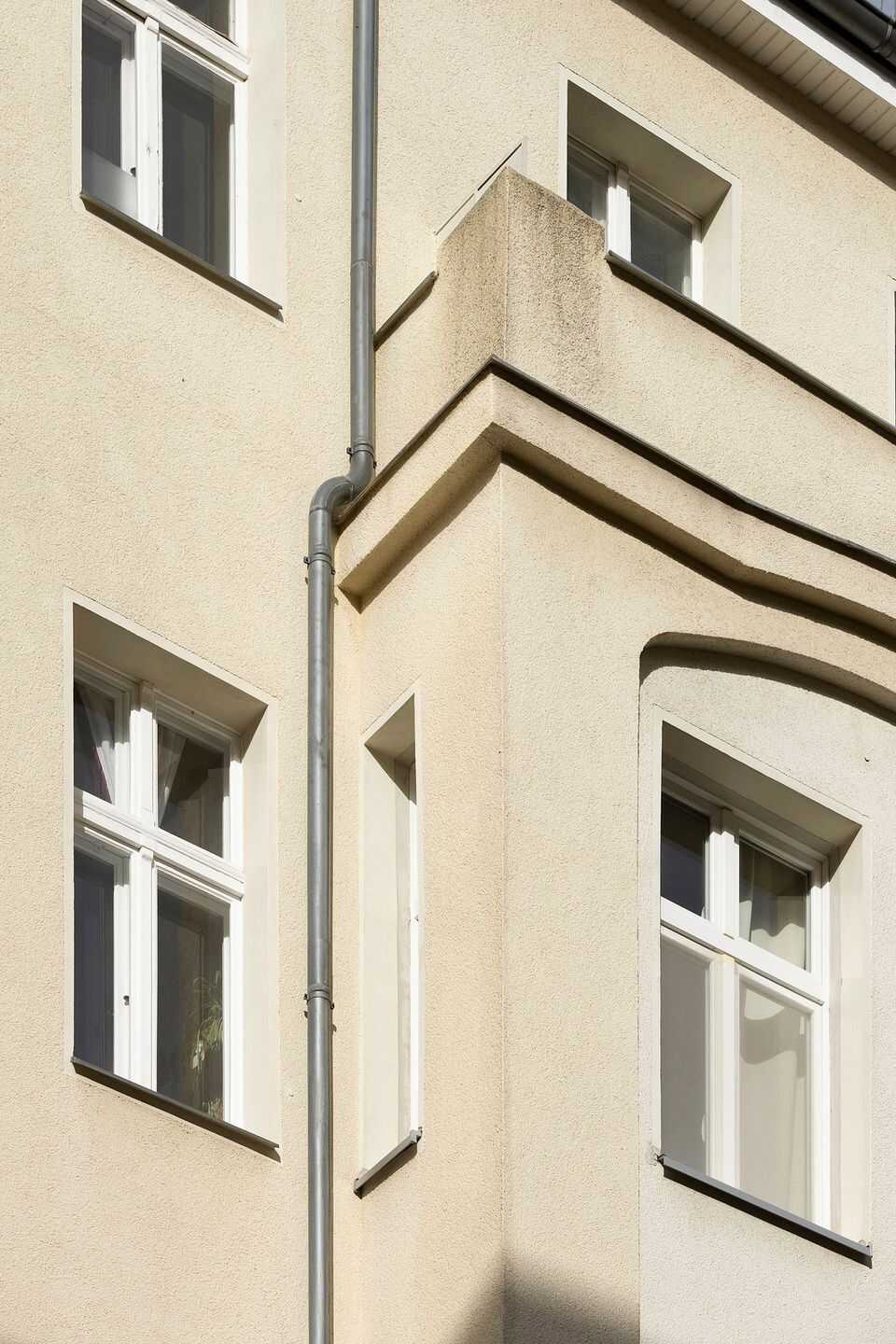 Perfekt für Singles: kompakte 1-Zimmer-Altbauwohnung im pulsierenden Kreuzberg - mit Eigennutzoption – Berlin – Bild 1 von 9