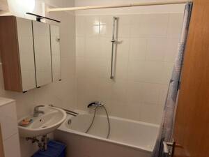 Top aufgeteilte 3 Zimmer Wohnung mit Balkon! Möbelübernahme erwünscht! – 53177 Bonn – Vorschaubild 9