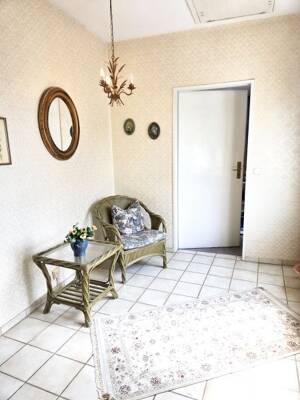 Dreifamilienhaus mit Garage in Offenbach Bieber – 63073 Offenbach am Main – Vorschaubild 6