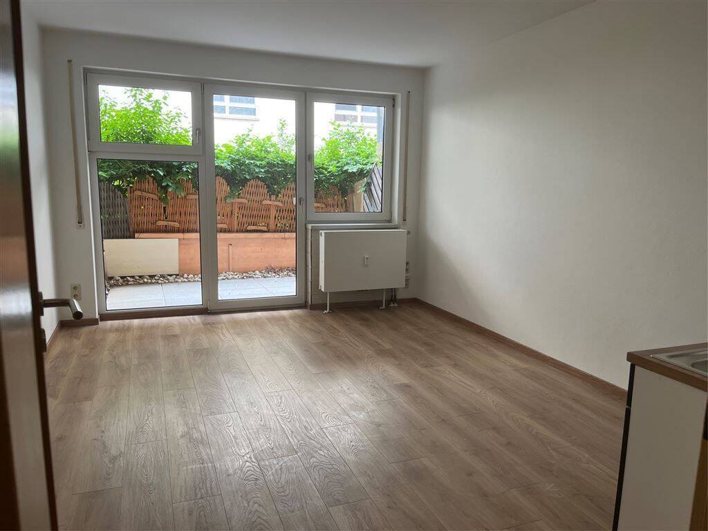 1-Zimmer-Appartement, ca 32 m² Wfl. in Regensburg Ost mit Tiefgaragenstellplatz