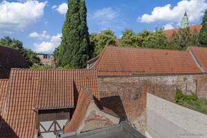 Historisches Treppengiebelhaus unterhalb der Jacobikirche. – 23552 Lübeck – Vorschaubild 3