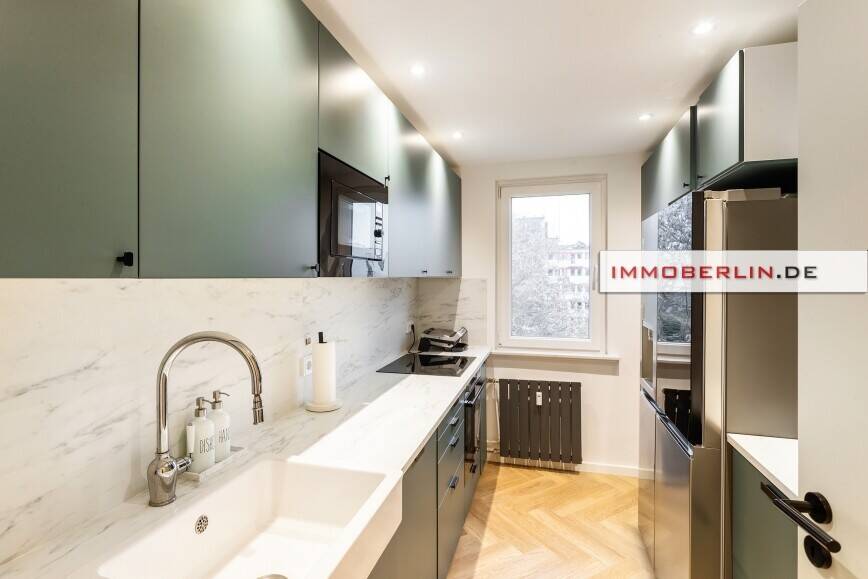 IMMOBERLIN.DE - Exquisit ausgestattete & möblierte Wohnung mit Westloggia – Berlin – Vorschaubild 3