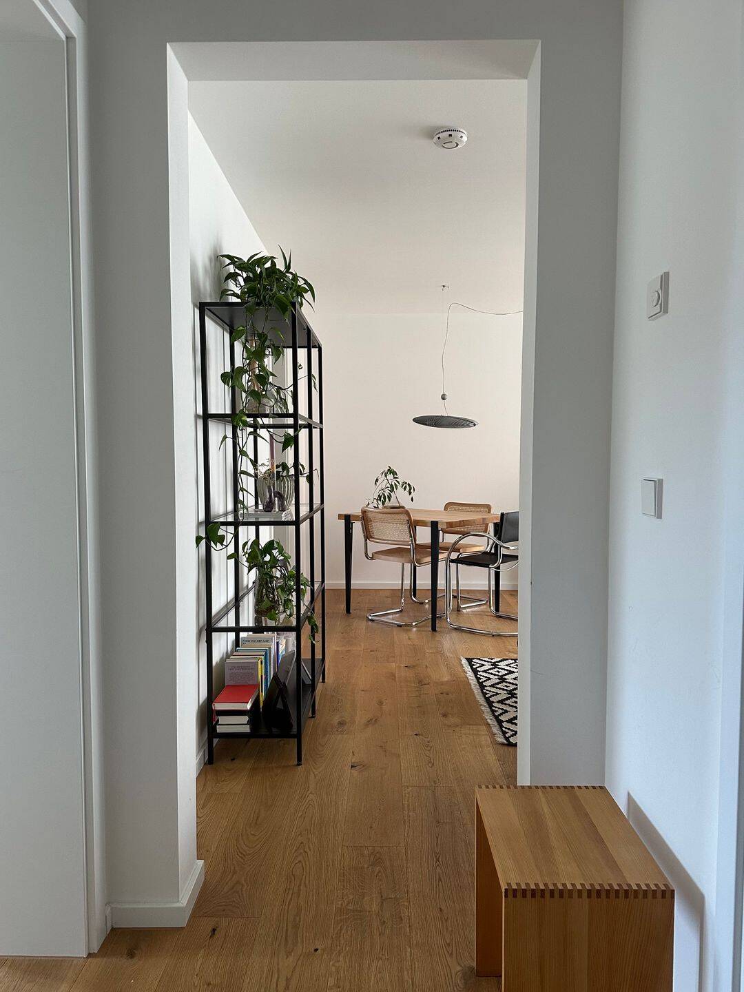 Lichtdurchflutete 3-Zimmer Wohnung im Lehenviertel – Stuttgart – Vorschaubild 2