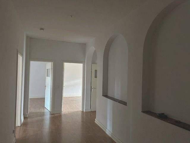 helle 3,5-Zimmer-Wohnung mit EBK und Balkon in bester Wohnlage – Hamburg – Vorschaubild 4