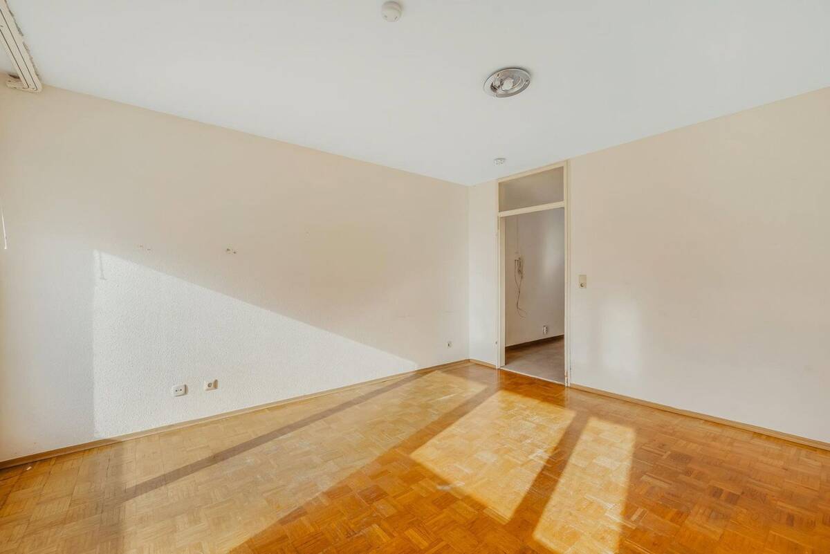Attraktive 1,5-Zimmer Wohnung / leerstehend – 70378 Stuttgart – Bild 1 von 8