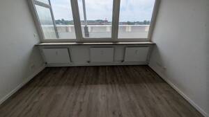 3-Zimmer-Apartment / Penthouse Wohnung (2023 umfangreich saniert) – 21029 Hamburg – Vorschaubild 4