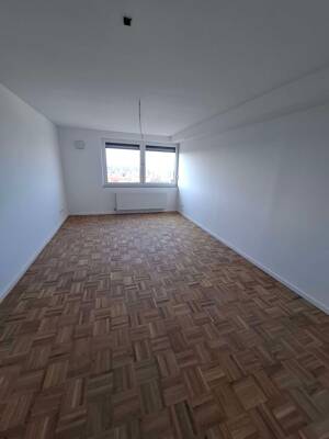 Alles neu! Kernsanierte 1-Zimmer-Wohnung mit Top-Infrastruktur – 91052 Erlangen – Vorschaubild 3