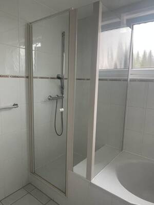 Top Lage in Heerdt - Top Wohnung - sehr gut geschnittene 4-Zimmer Wohnung - neue Küche – 40549 Düsseldorf – Vorschaubild 6