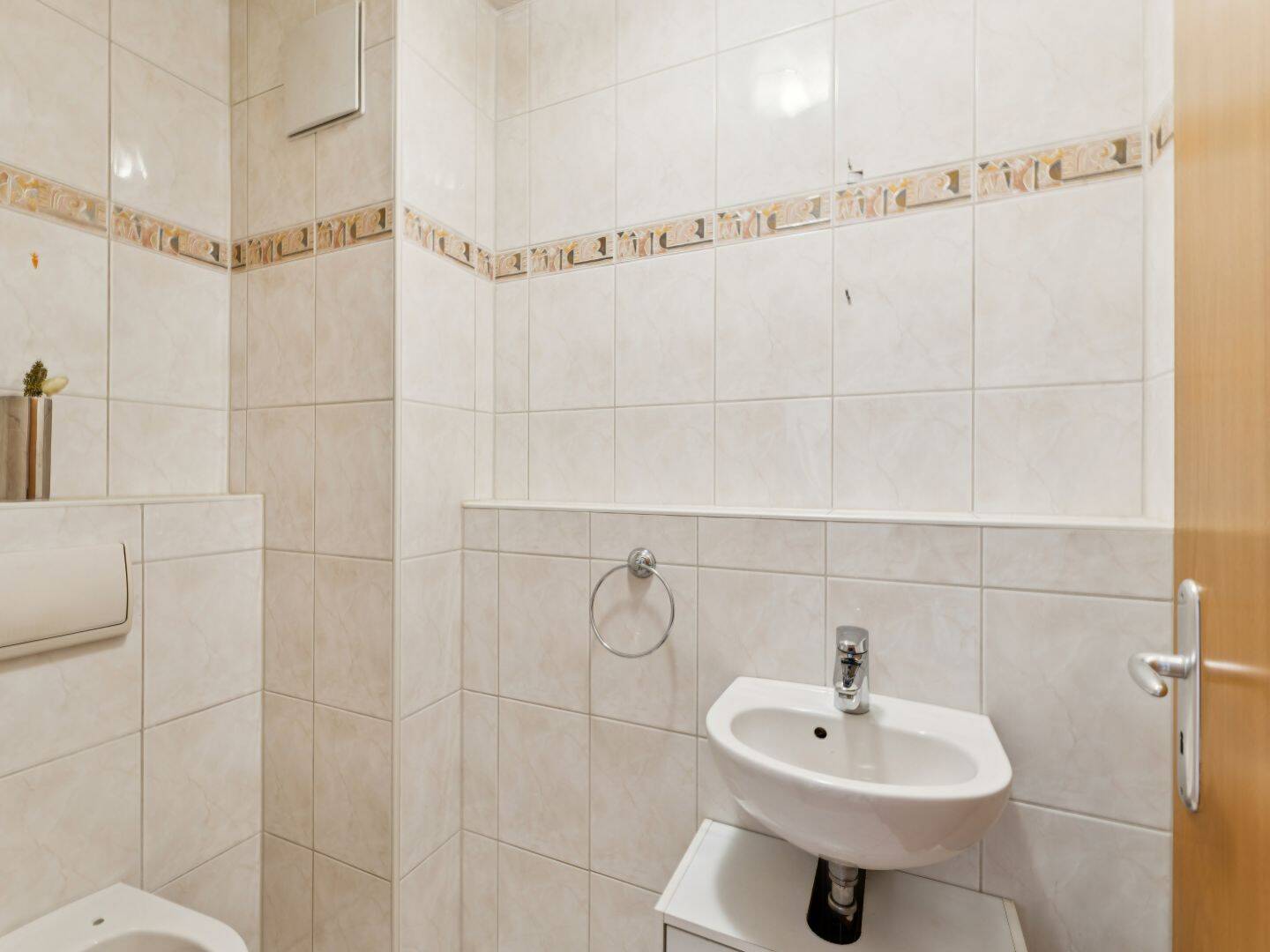 Schöne 3-Zimmer-Erdgeschoss-Wohnung mit Terrasse und TG-Stellplatz in Nürnberg-Eibach – Nürnberg – Vorschaubild 5