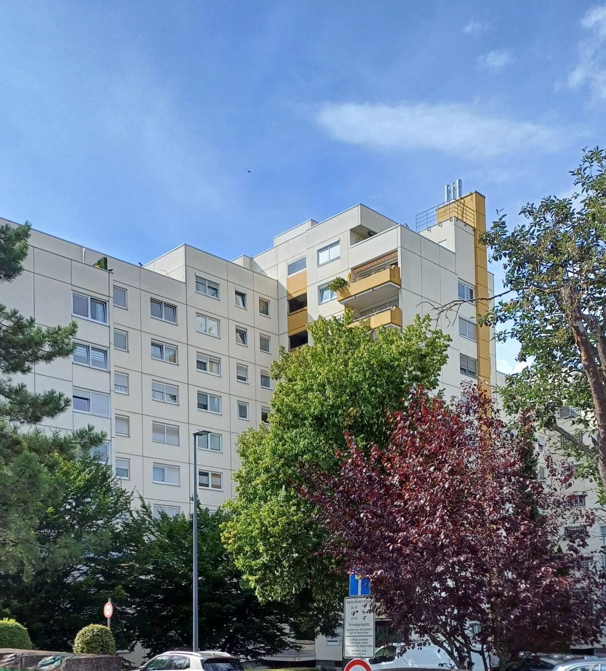 Barrierefreie 2 Zimmer Wohnung mit Balkon und TG-Platz in Stuttgart- Giebel – 70499 Stuttgart – Bild 1 von 9
