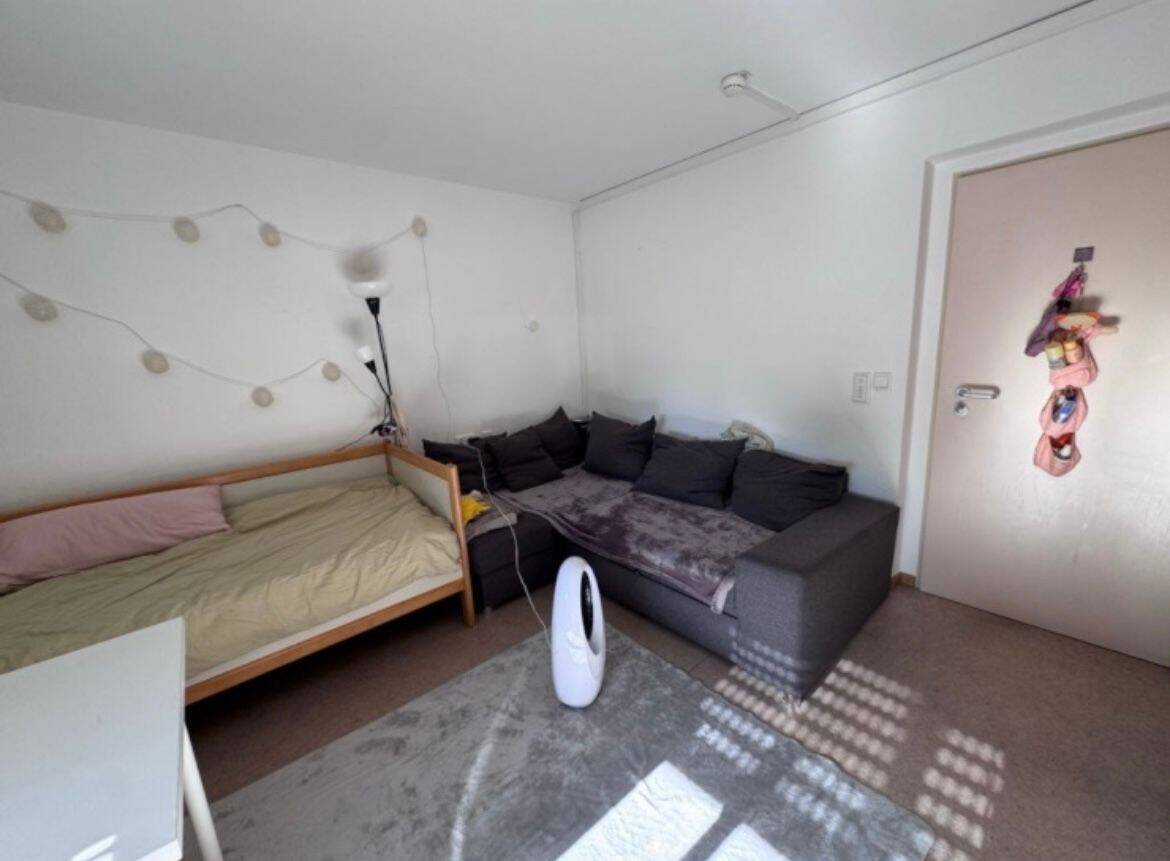 Dringend Nachmieter*in gesucht‼️ Großes Zimmer im Studentenwohnheim ab 01.05 (Georg-Häfner-Haus) – Würzburg – Vorschaubild 4