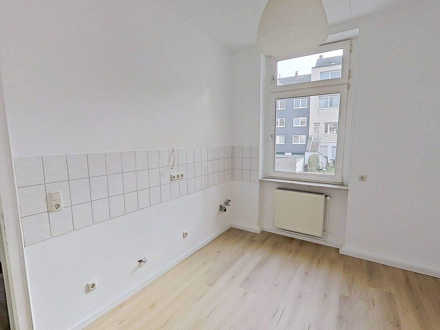 Sanierte 2-Zimmer-Wohnung mit Wannenbad – Wuppertal – Vorschaubild 6