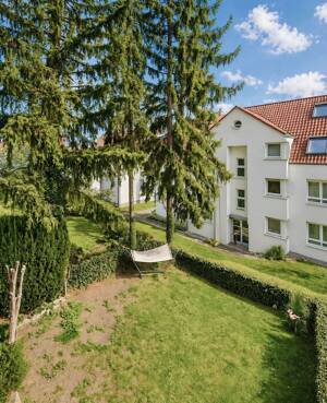 Doppelhaushälfte in Stuttgart-Stammheim: 145 m² Wohnfläche, Kamin, Garten & Garage – 70439 Stuttgart – Vorschaubild 9