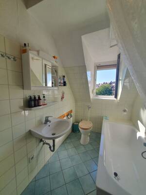 Möbliertes WG-Zimmer in Nürnberg-Maxfeld mit Katzen – 90409 Nürnberg – Vorschaubild 5