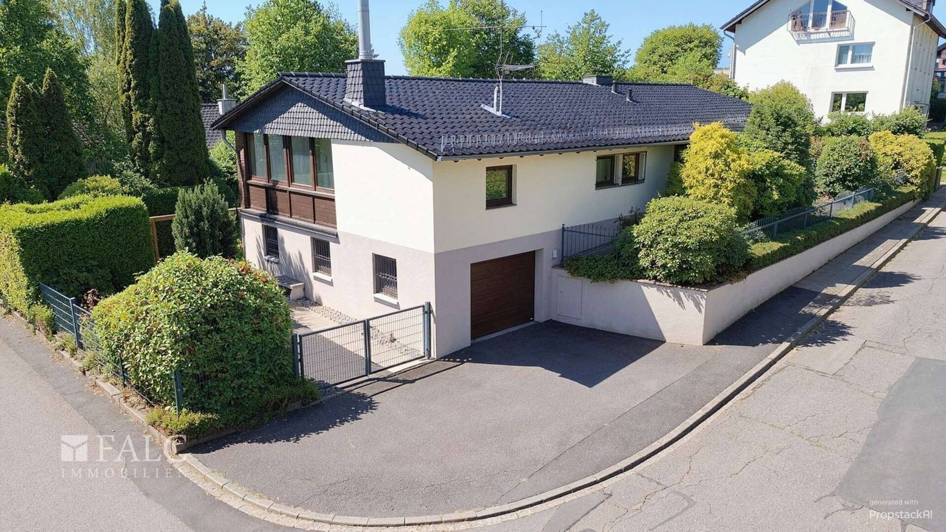 Haus in 53819 Neunkirchen-Seelscheid mit 147 m² kaufen