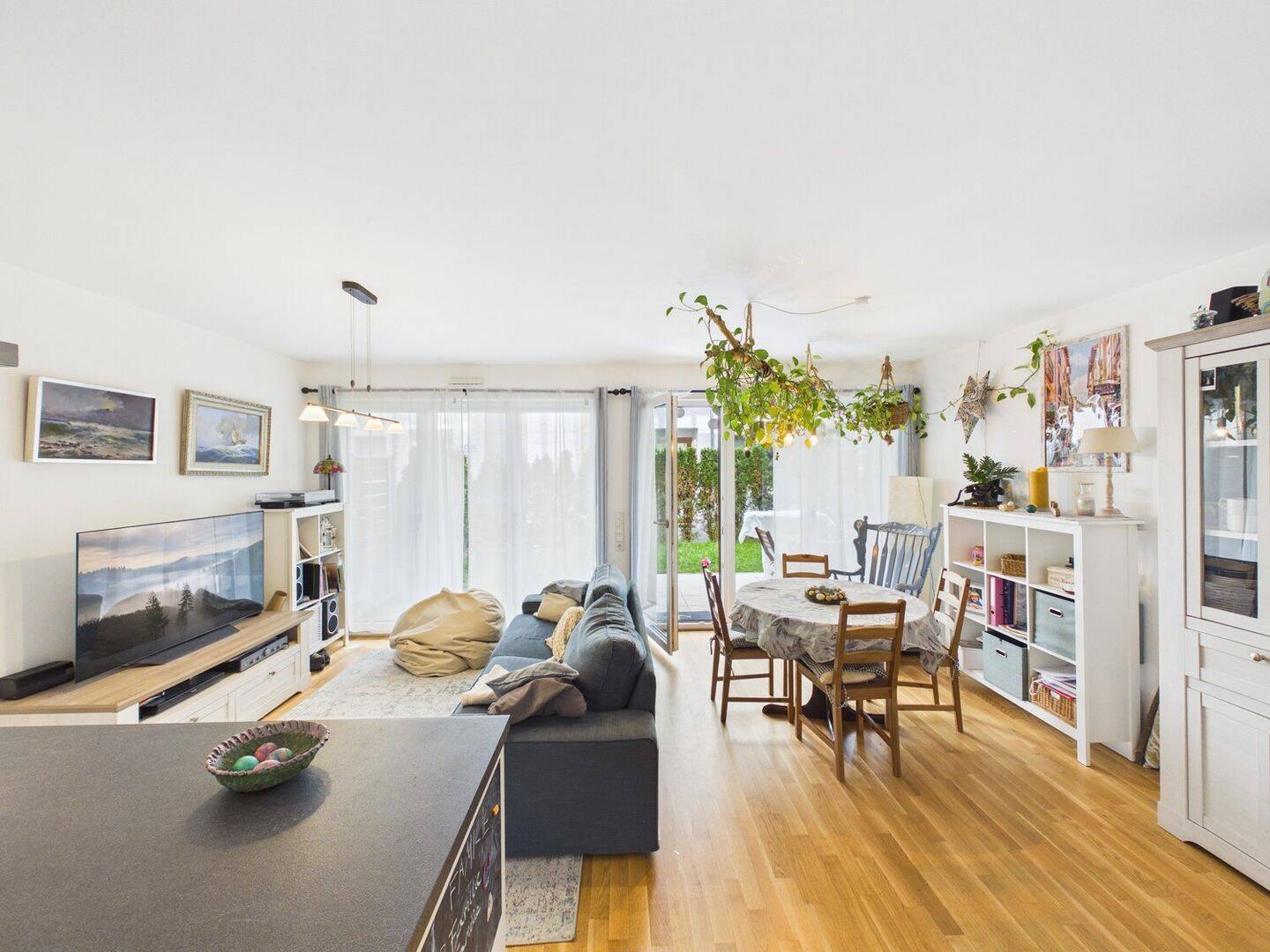 Moderne, barrierefreie Gartenwohnung mit 4 Zimmern und Stellplatz
