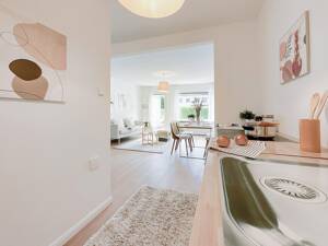 Familienfreundliches Reihenmittelhaus mit Garten, Vollkeller und ausgebautem Dachgeschoss – 22149 Hamburg – Vorschaubild 2