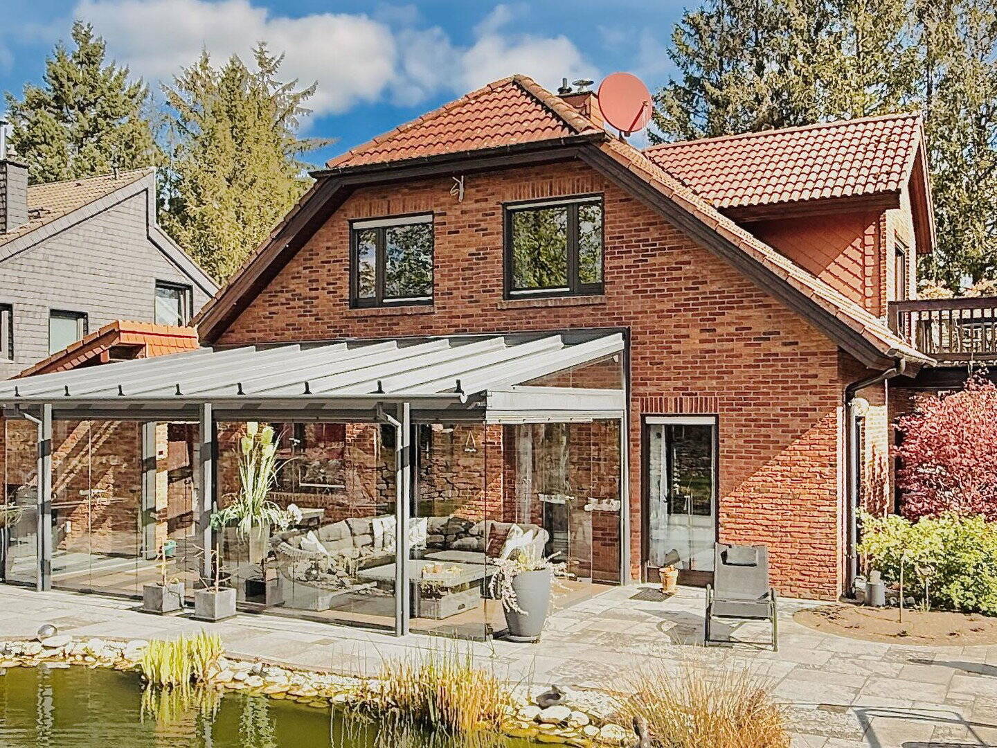 Perfekt für Familien, Homeoffice und Zusammenleben mehrerer Generationen – Roetgen – Bild 1 von 9