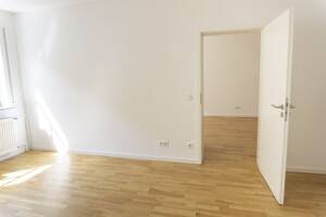 Charmante 2-Zimmer-Wohnung mit separatem WC - sorgenfrei wohnen, Rosengarten Residenz Fürth – 90762 Fürth – Vorschaubild 9