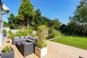 Wittlaer: Freistehende, exklusive Villa aus 2022 mit energieeffizienter Gebäudetechnik in Rheinlage – 40489 Düsseldorf – Vorschaubild 3