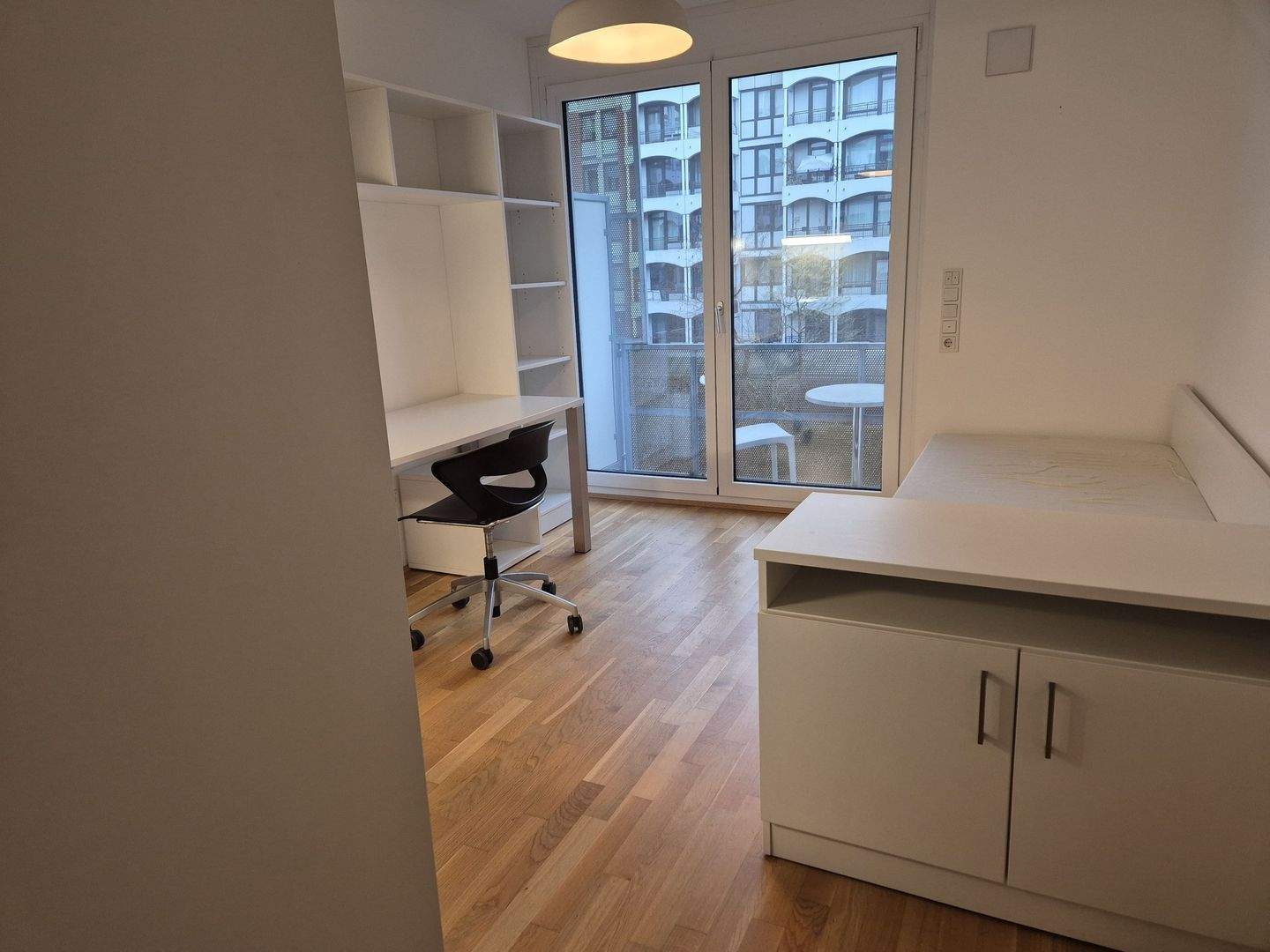 Ruhiges und möbliertes 1-Zimmer-Apartment in Bogenhausen - Immatrikulationsbescheinigung notwendig! – München – Vorschaubild 5