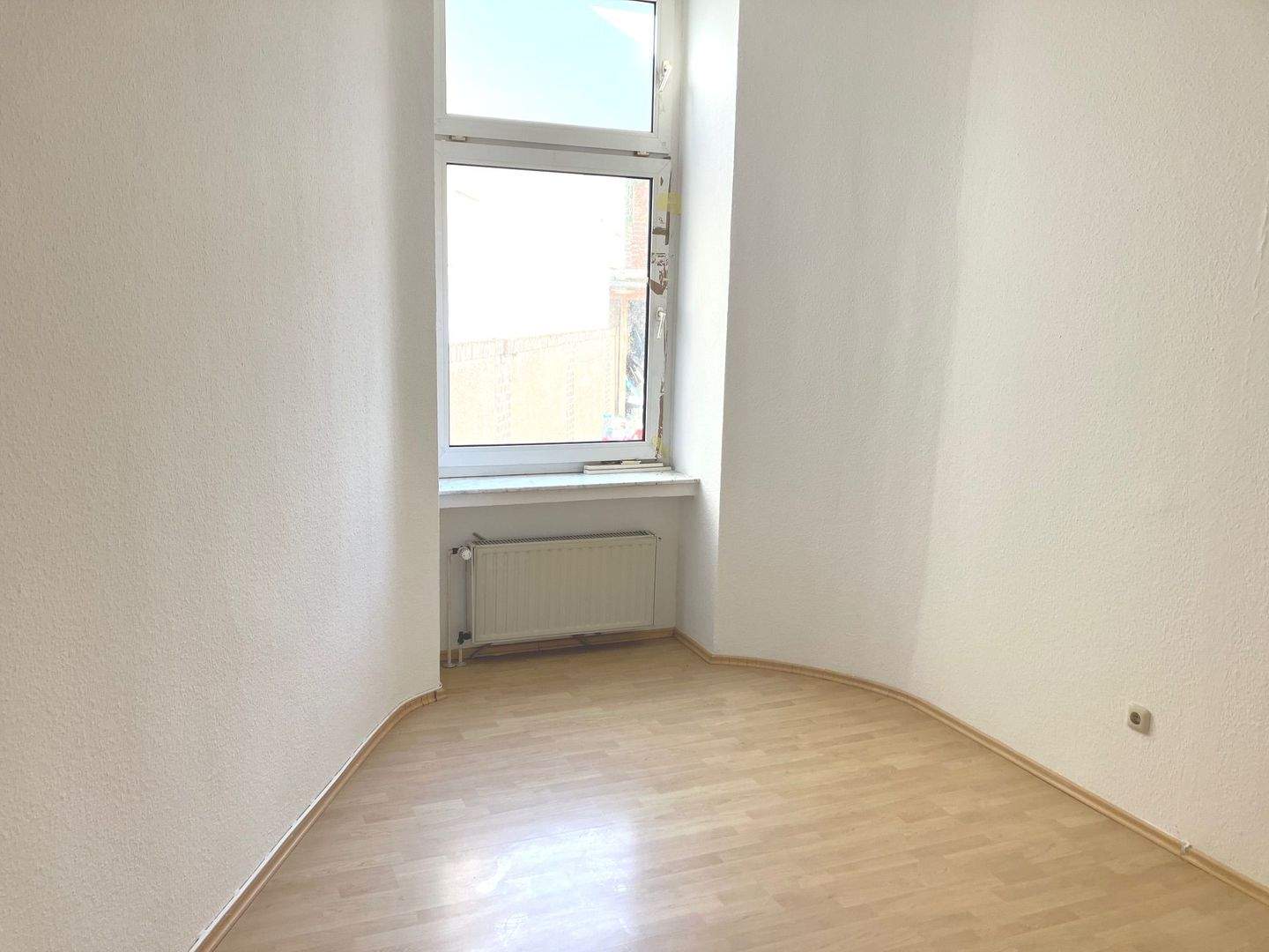 Schönes App. 1,5-Zimmer Wohnung im EG eines Mehrfamilienhauses in der Innenstadt von Hagen zu vermieten – Hagen – Vorschaubild 4