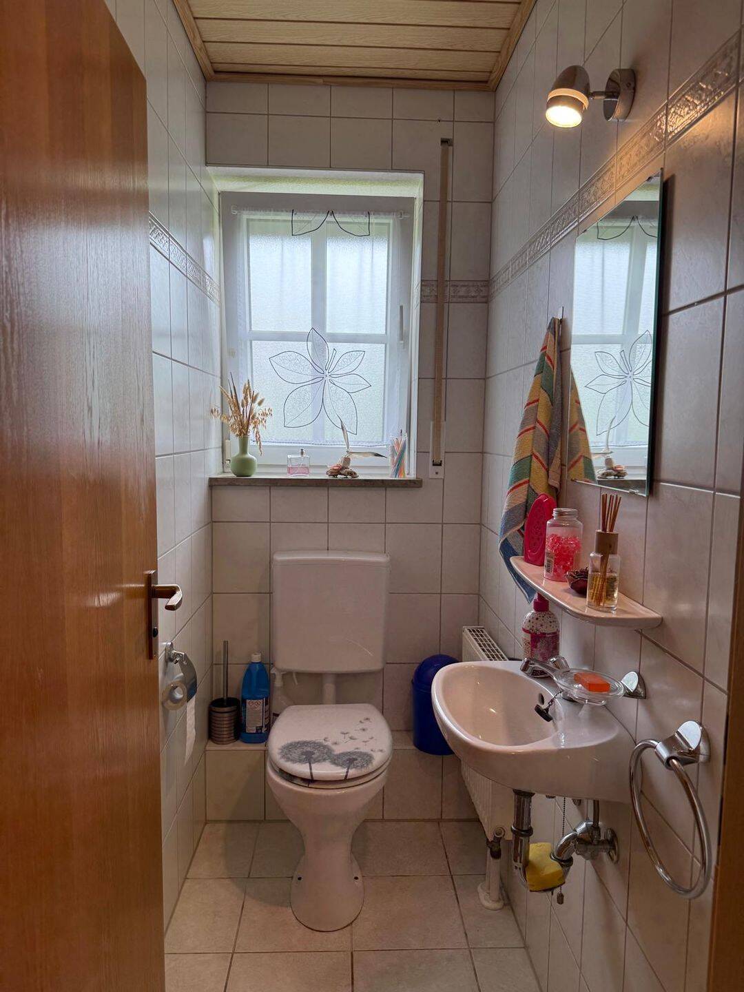 Ruhig gelegene 3-Zimmer-Wohnung mit Garten, Terrasse, Garage und Stellplatz in Uffenheim – Uffenheim – Vorschaubild 6