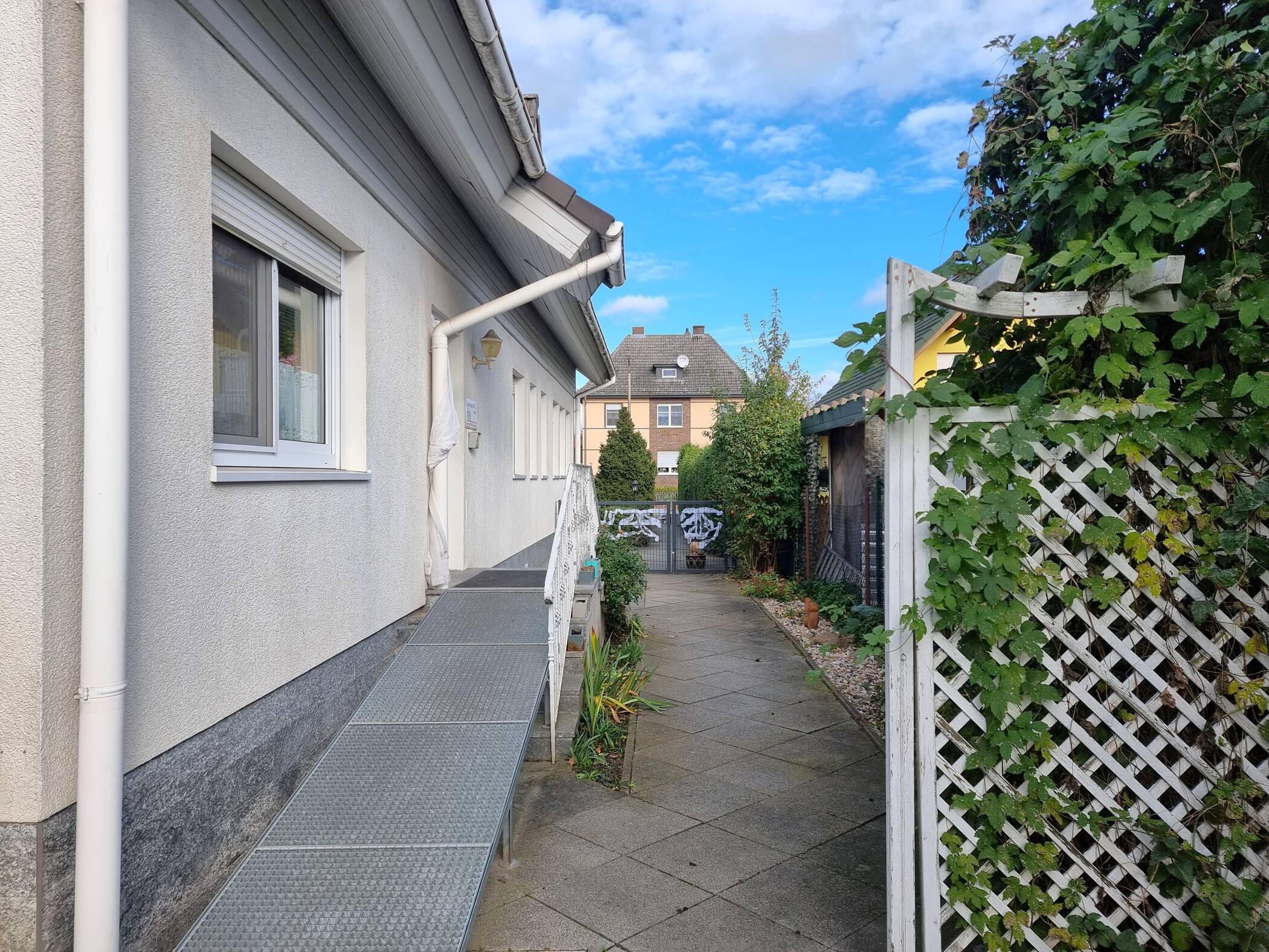 großes Haus mit vielen Optionen, als Kapitalanlage, auf 1.275m² Grund – Trebbin – Vorschaubild 5