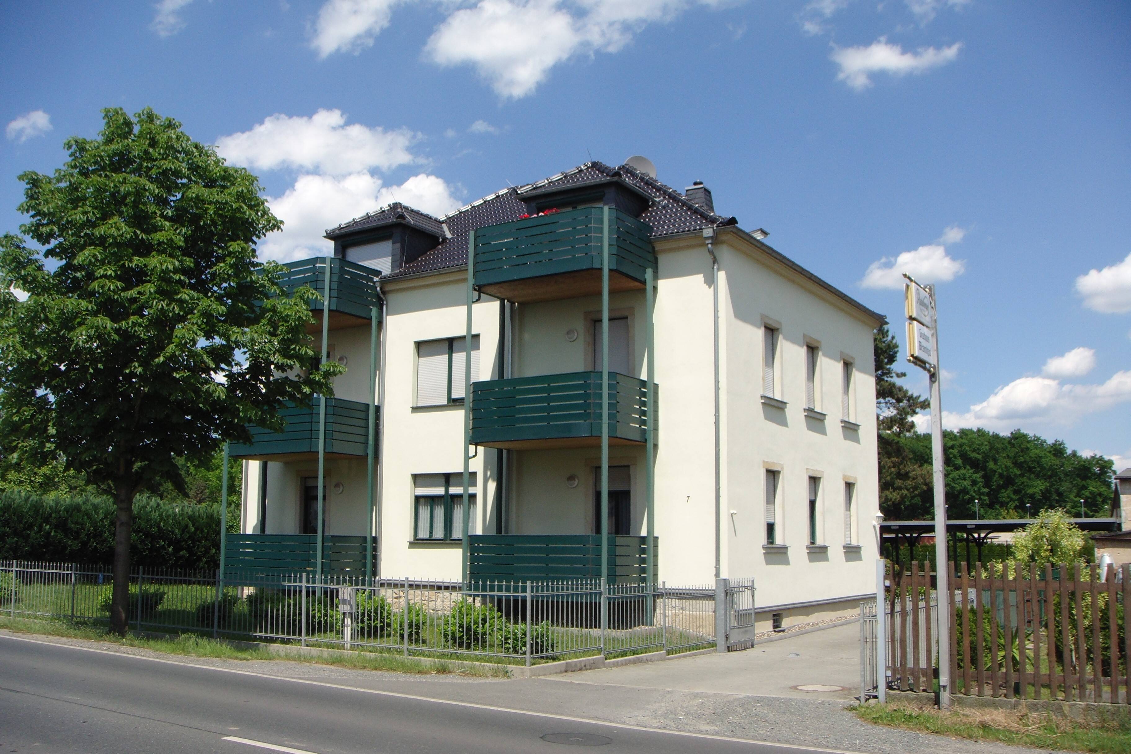 Schicke 2-Zimmer-Wohnung mit Balkon in Pirna-Copitz !
