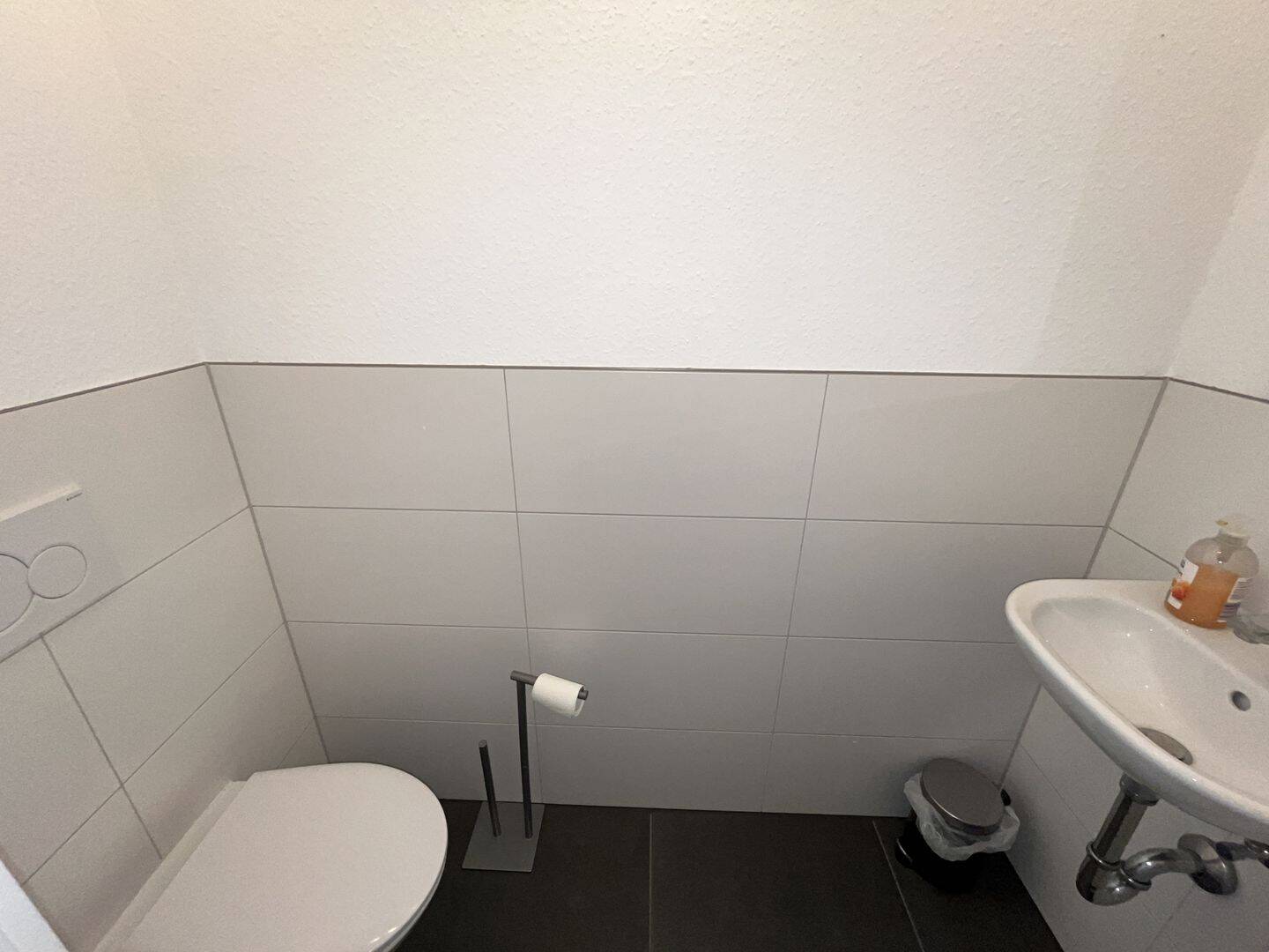 Großzügiges WG-Zimmer in KA-Daxlanden: Modernes Haus, Garten & tolle Gemeinschaft – Karlsruhe – Vorschaubild 6