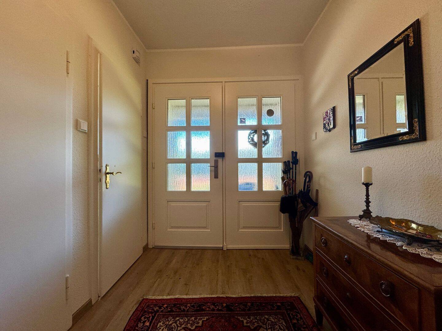 Modernisiertes Einfamilienhaus im Bungalowstil mit Doppelgarage in Rüstersiel – Wilhelmshaven – Vorschaubild 5