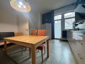 Bezugsfertig möbliert mit Raum für eigene Ideen - großzügige 2,5-Zimmer-Altbauwohnung – 68309 Mannheim – Vorschaubild 7